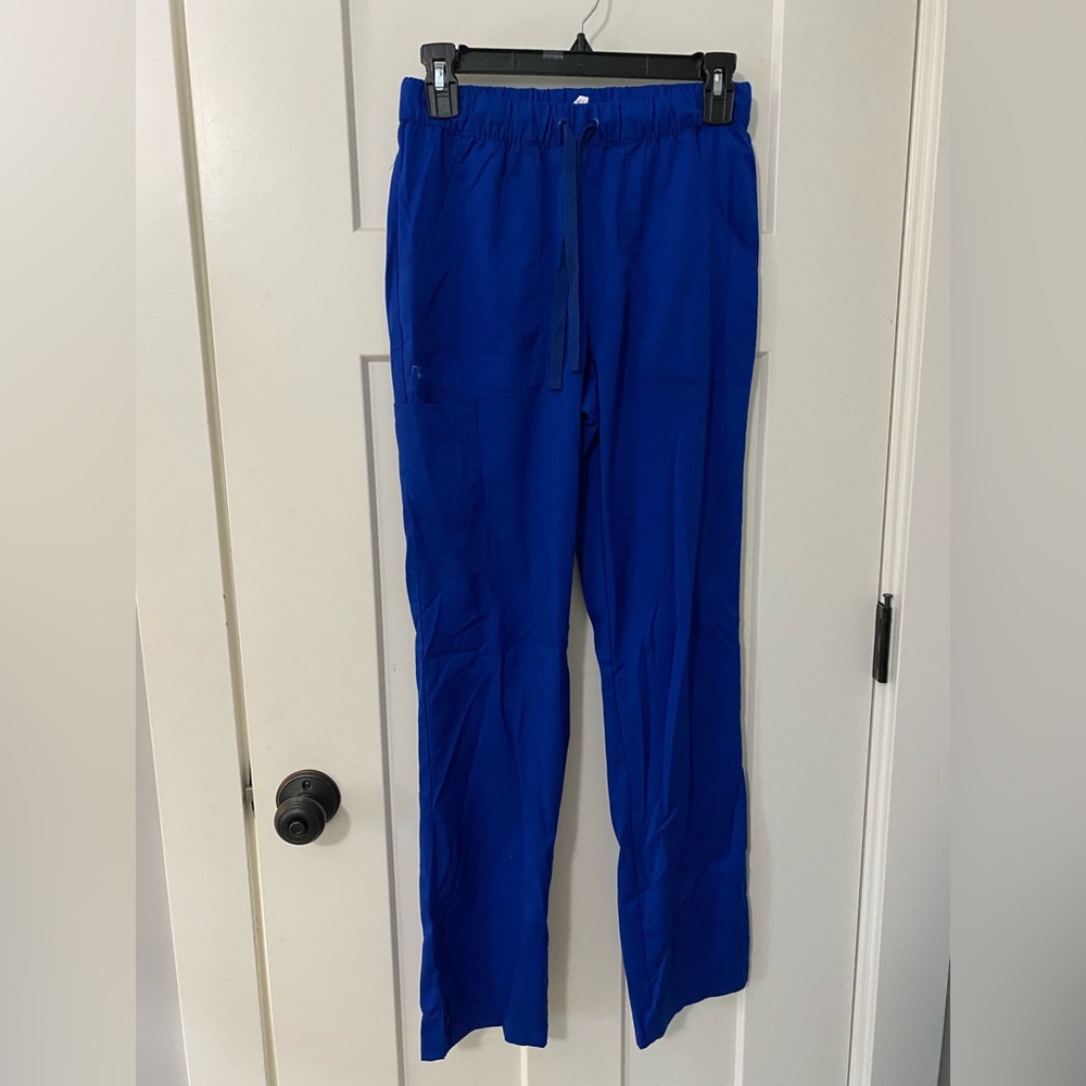 Maevn XS scrub pants